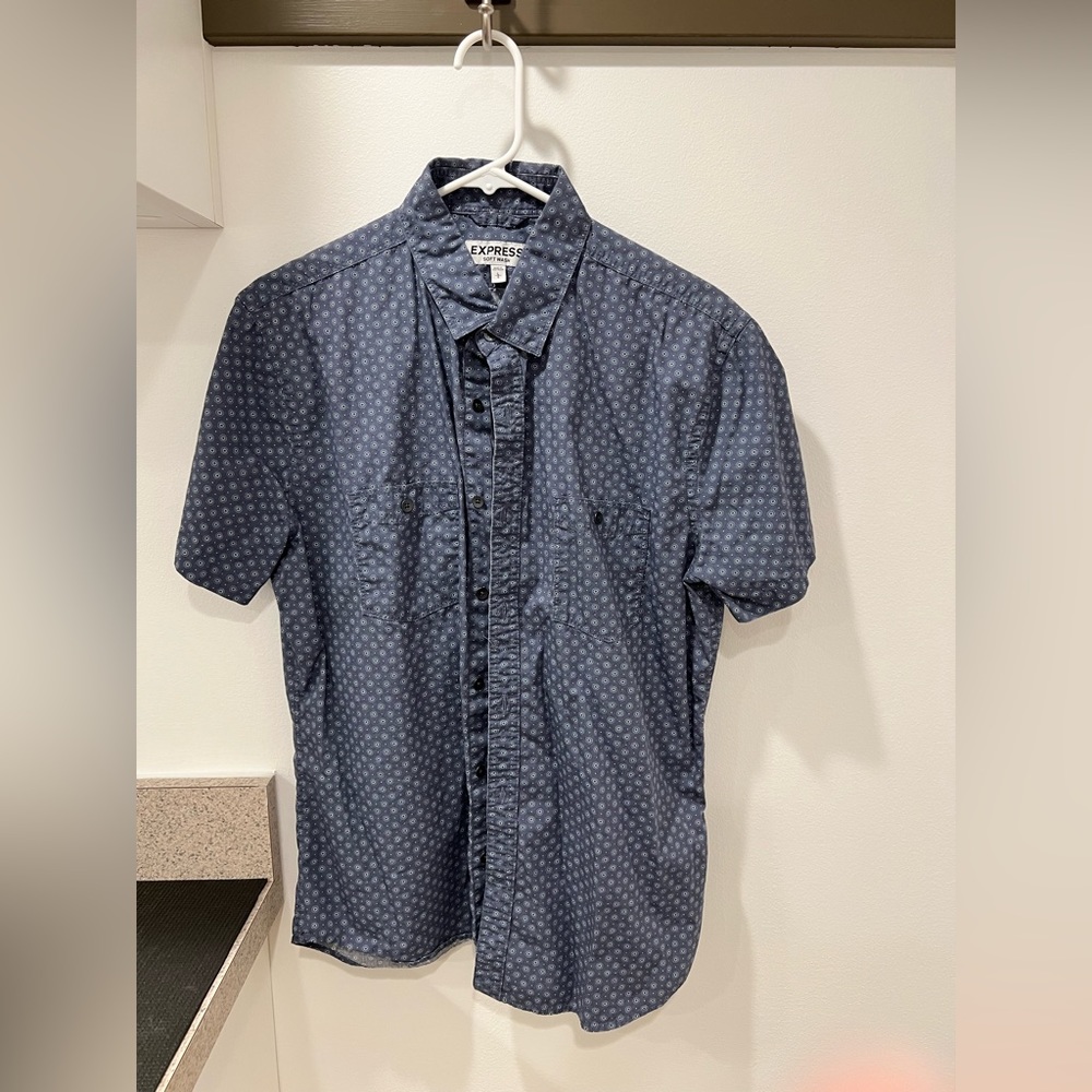 Express men’s dress shirt size large short sleeve